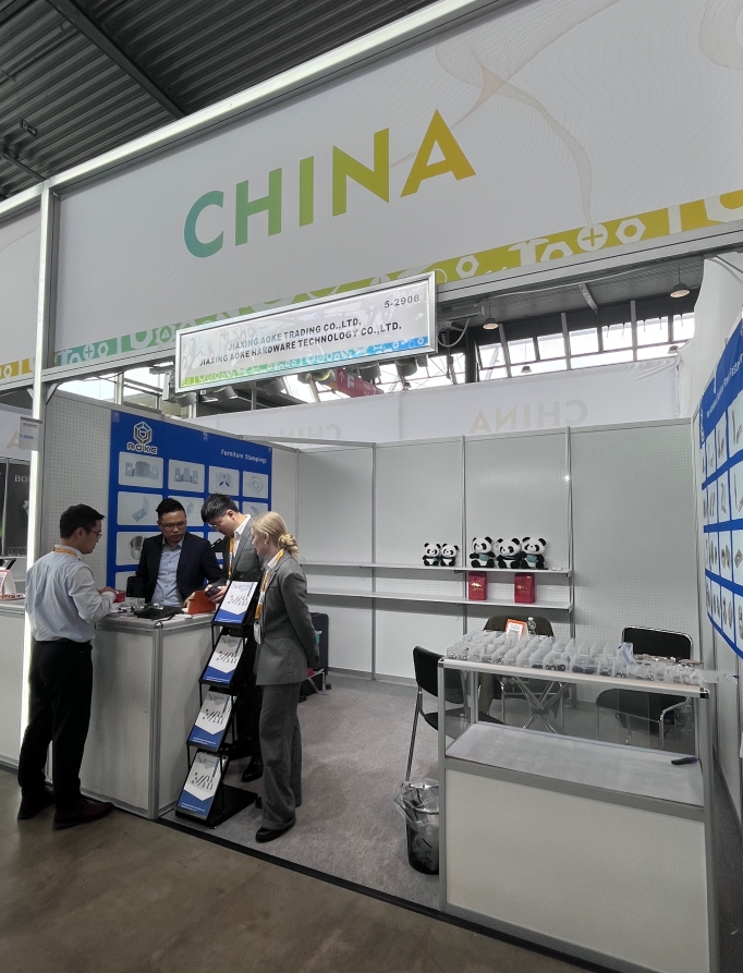 Jiaxing Aokeハードウェアは、2025 Stuttgart Fasher Fairに登場します